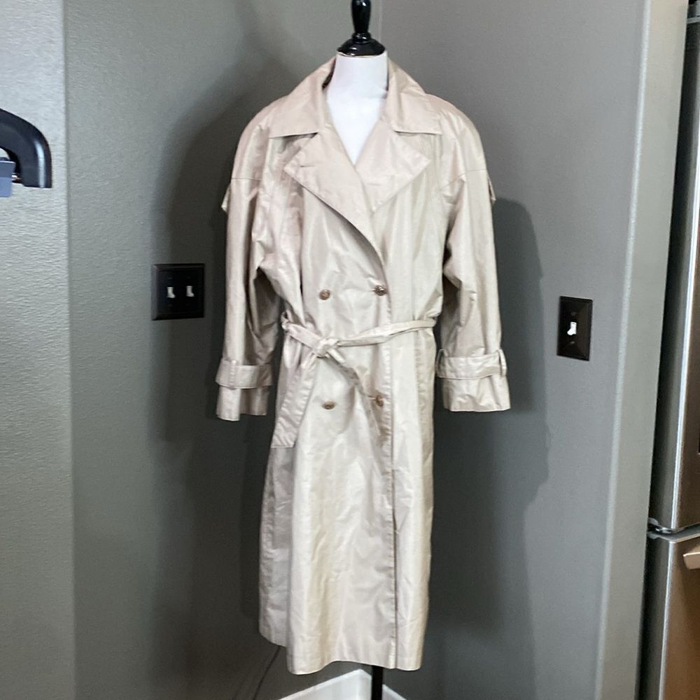 Vintage British Mist Tan Rain Coat Petite Trench Coat Shiny